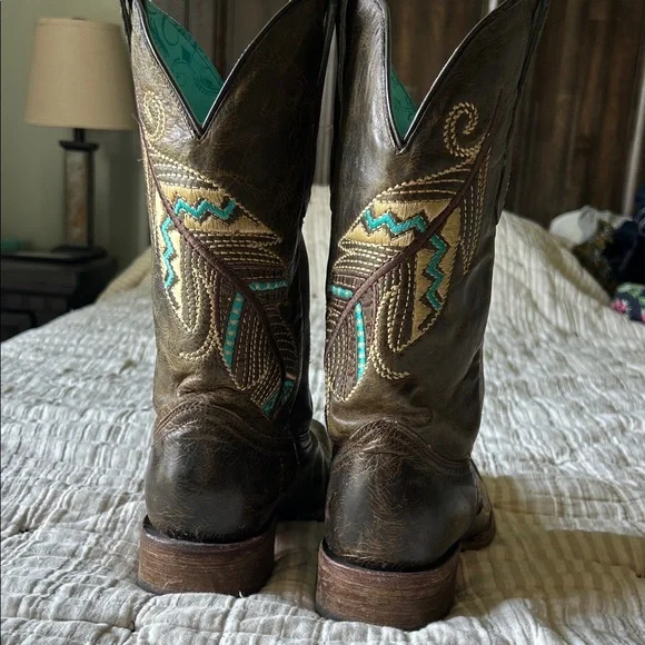 Corral Brown and Turquoise Western Cowboy Boots - Picture 3 of 8